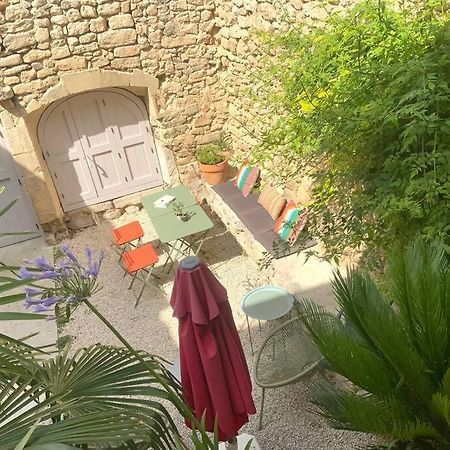 Le Clos Du Rempart - 2 A 4 Pers. Saint-Restitut Exteriér fotografie