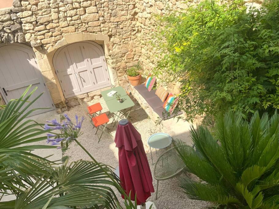 Le Clos Du Rempart - 2 A 4 Pers. Saint-Restitut Exteriér fotografie